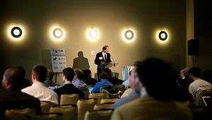 How to Become a Full-Time Investor